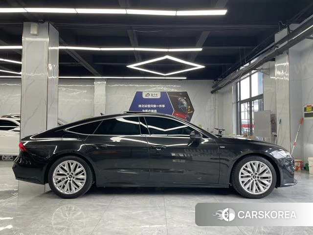 Audi A7 id 4272849 из Китая 25