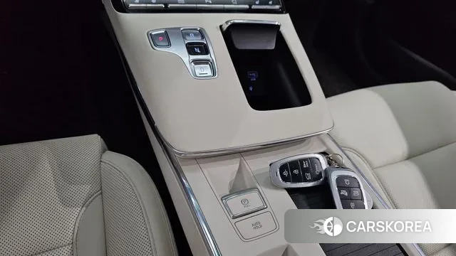 Hyundai The New Grandeur IG id 3416533 из Кореи 19