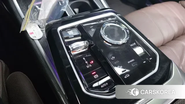 BMW 7 Series (G70) id 3684871 из Кореи 19