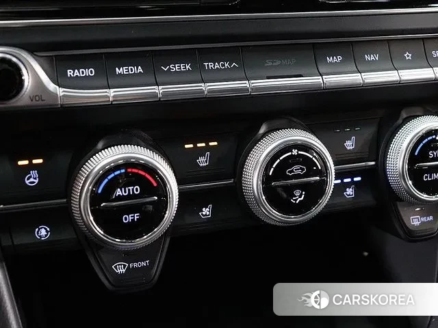 Genesis G70 id 3459842 из Кореи 19