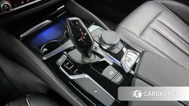 BMW 5 Series (G30) id 4502331 из Кореи 19