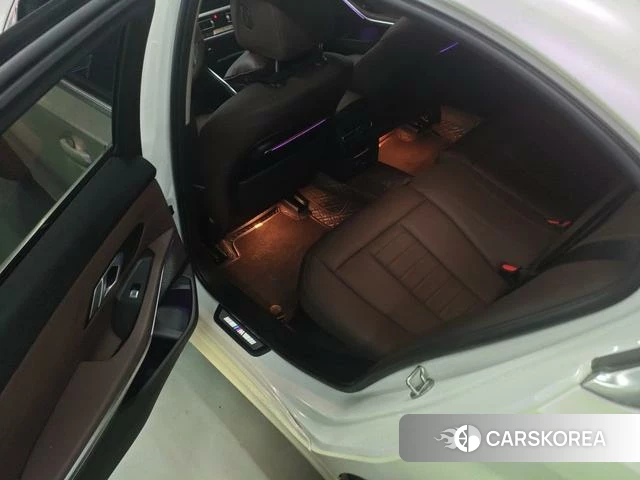 BMW 3 series id 4329150 из Китая 9