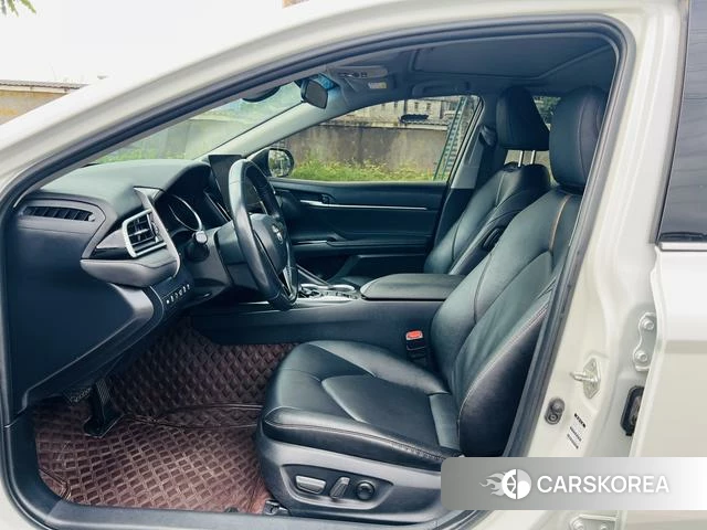 Toyota Camry id 4400030 из Китая 21
