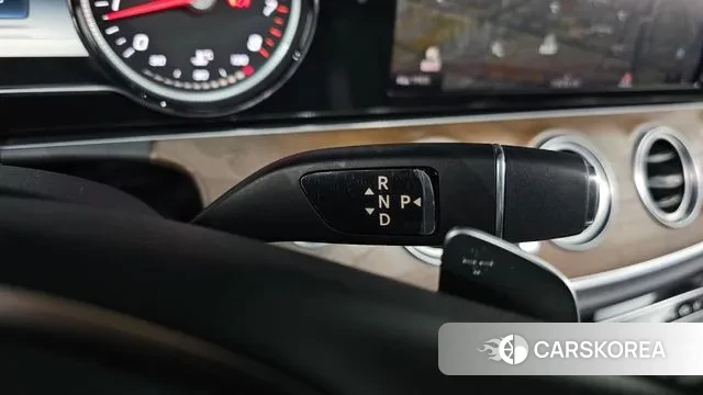 Mercedes-Benz E-Class W213 id 3568788 из Кореи 19