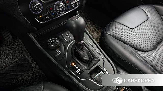 Jeep Cherokee (KL) id 4232835 из Кореи 33