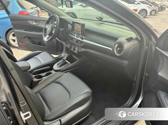 Kia Come New K3 id 3856564 из Кореи 17