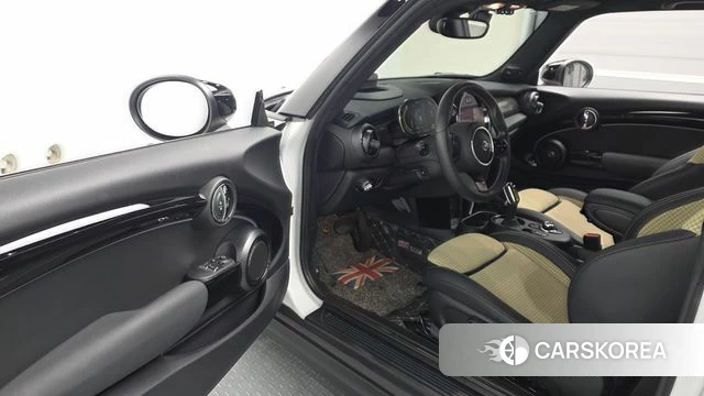 Mini Cooper Electric id 4783587 из Кореи 29