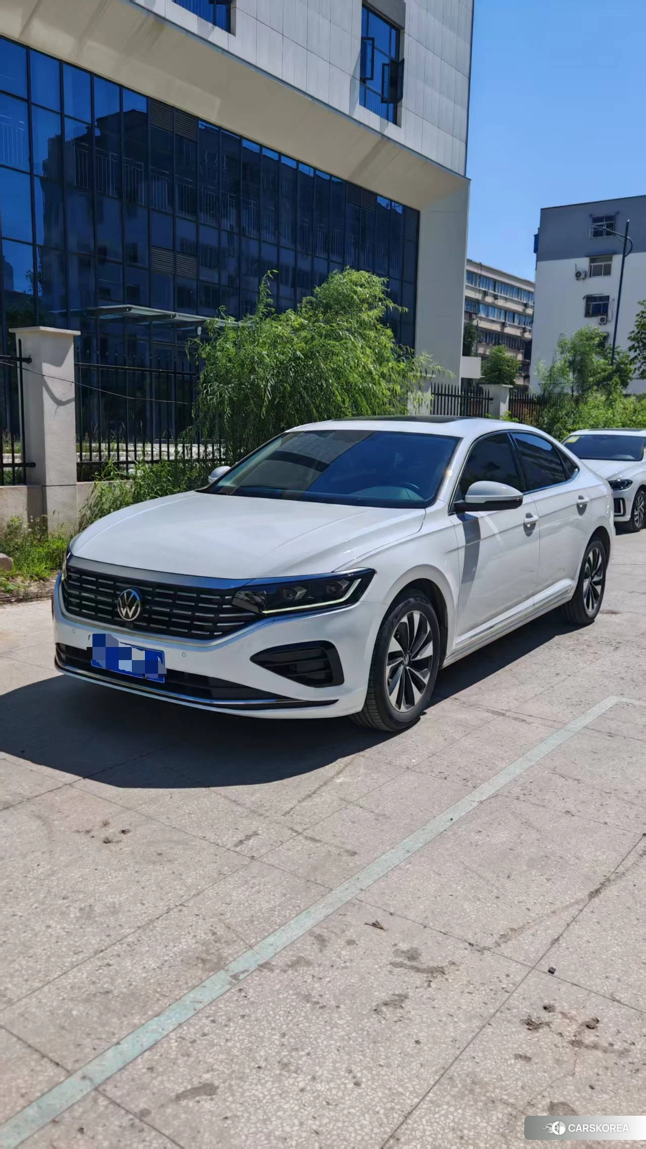 Volkswagen Passat id 4421035 из Китая 9