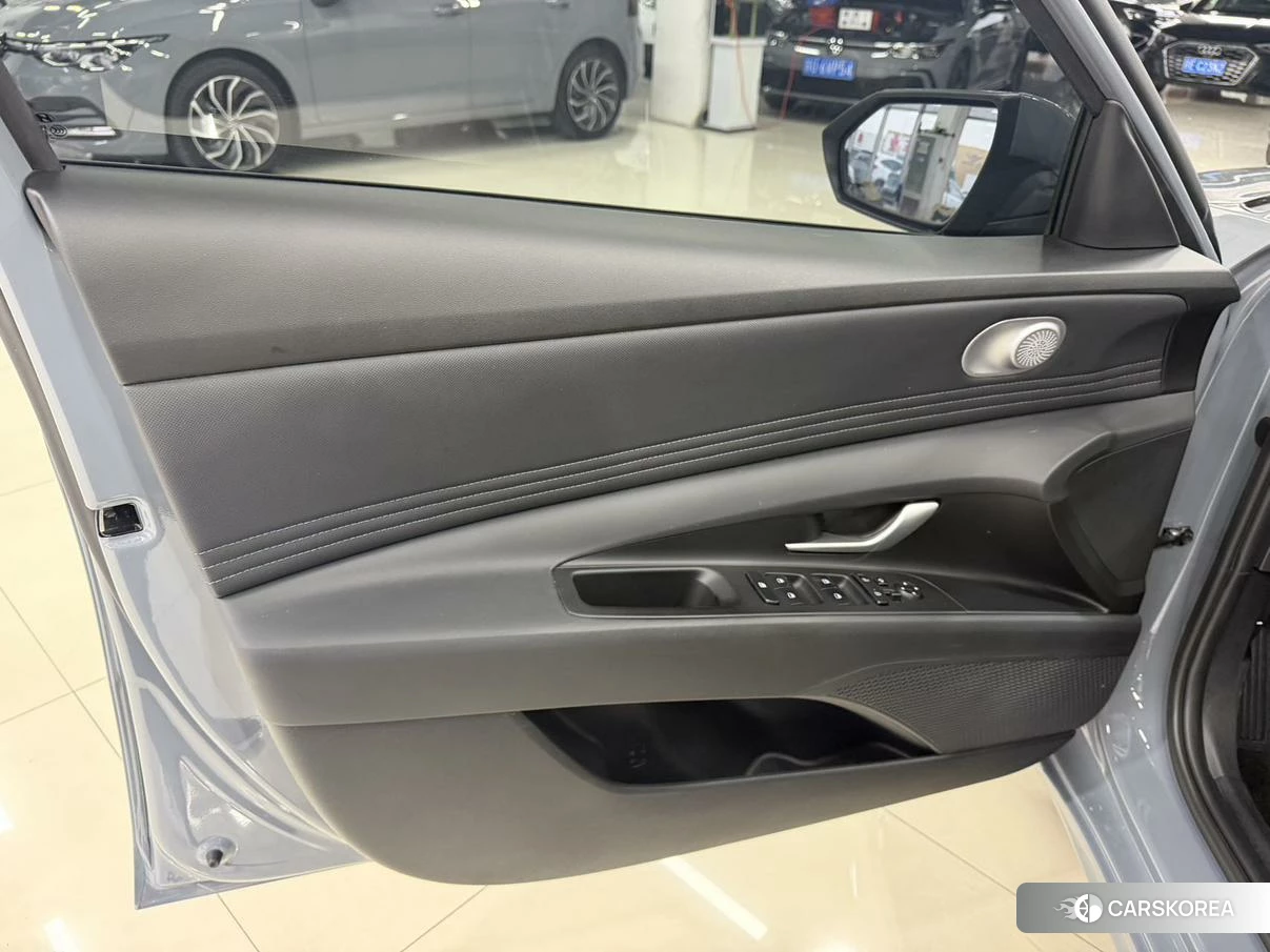 Hyundai Elantra id 4479635 из Китая 22