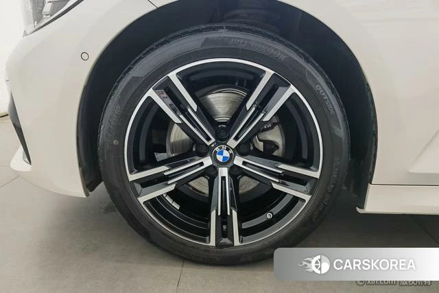 BMW 3 series id 4290372 из Китая 23