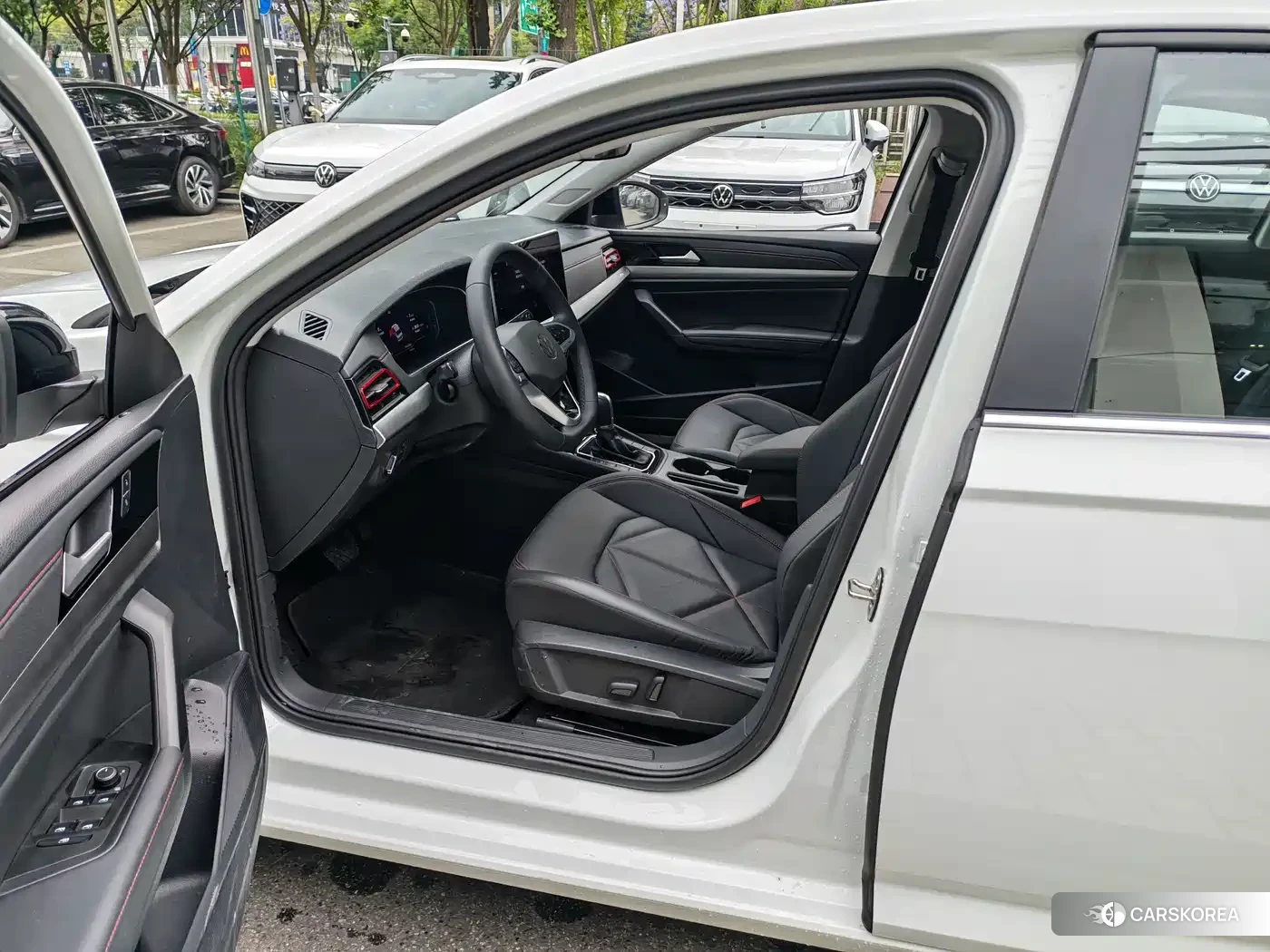 Volkswagen Lavida id 4565354 из Китая 18