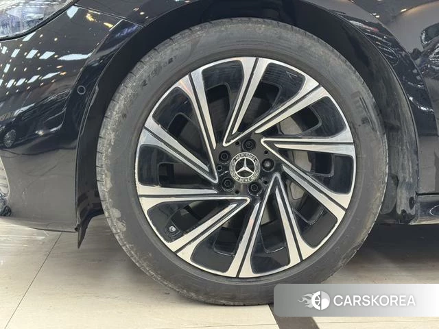 Mercedes-Benz E-class id 4313725 из Китая 19