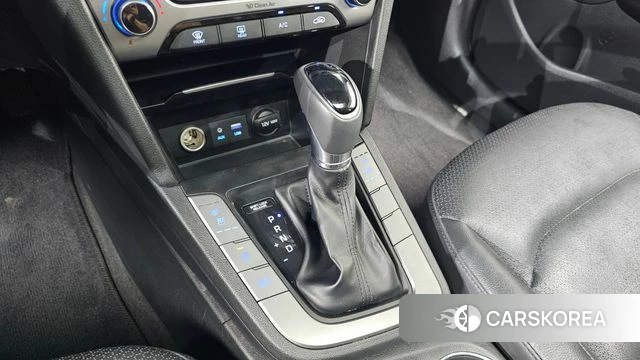 Hyundai Avante AD id 4397816 из Кореи 19