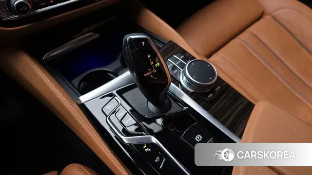 BMW 5 Series (G30) id 3054018 из Кореи 19