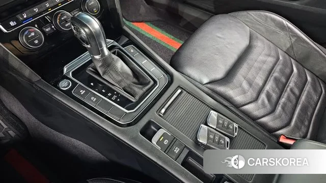 Volkswagen Arteon id 3038936 из Кореи 19