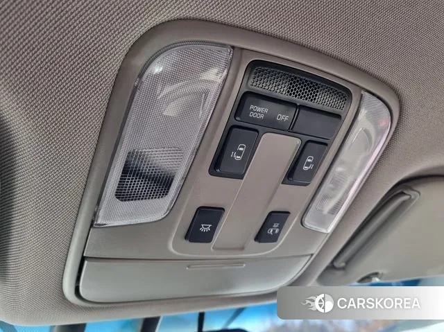 Kia The New Carnival id 3546913 из Кореи 12