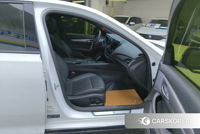 Cadillac CT5 id 4212259 из Китая 16