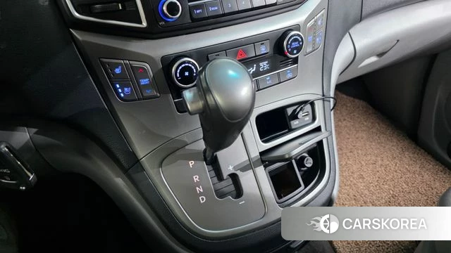 Hyundai The New Grand Starex id 4923994 из Кореи 31