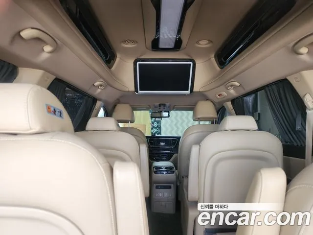 Kia The New Carnival id 2683414 из Кореи 17