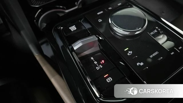 BMW 5 Series (G60) id 4870595 из Кореи 29