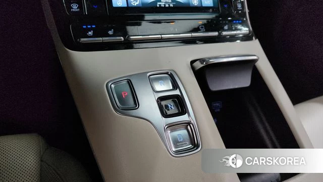 Hyundai The New Grandeur IG Hybrid id 4470132 из Кореи 32