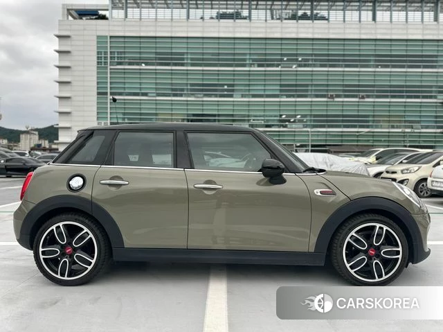 Mini Cooper D id 4708638 из Кореи 19