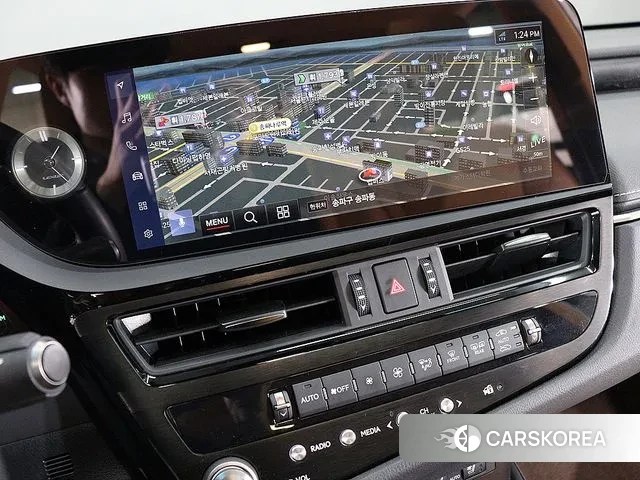 Lexus ES300h 7th generation id 3300091 из Кореи 19