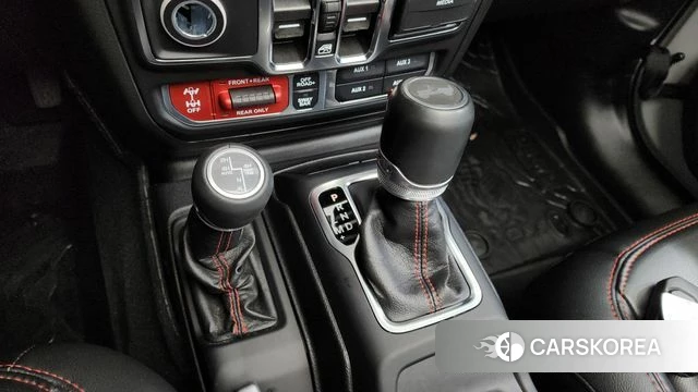Jeep Wrangler (JL) id 4283691 из Кореи 33