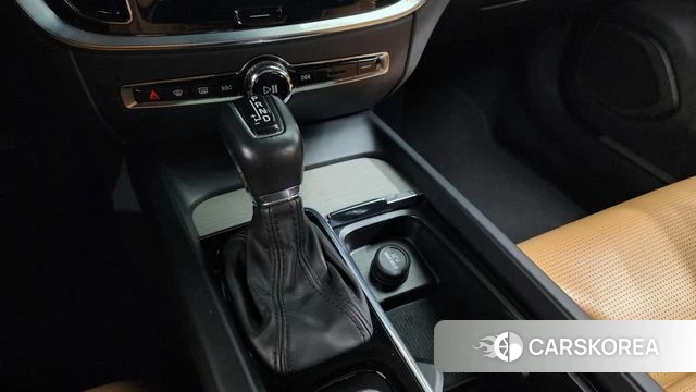 Volvo V60 Cross-Country 2nd Generation id 3904958 из Кореи 19