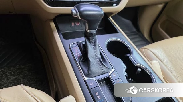 Kia The New Carnival id 4672629 из Кореи 19