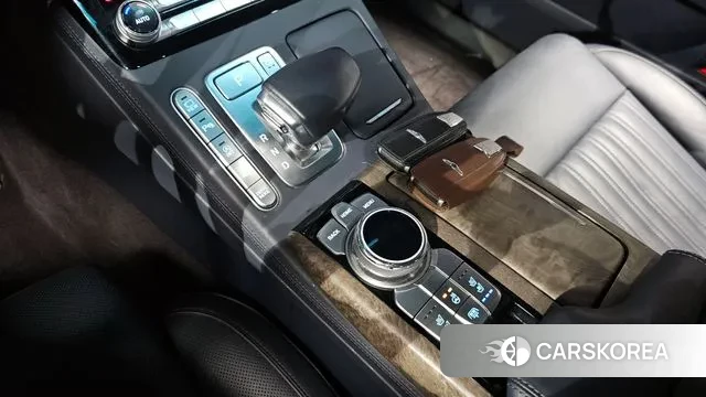 Genesis G90 id 3567512 из Кореи 19