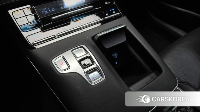 Hyundai The New Grandeur IG Hybrid id 4370780 из Кореи 32