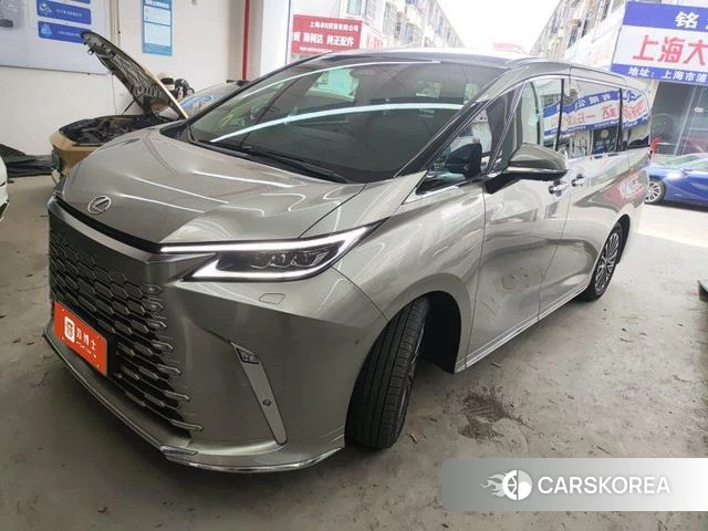 Lexus LM id 4353251 из Китая 9