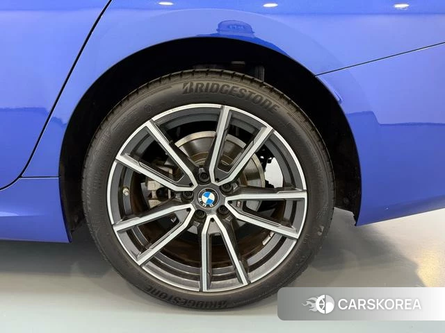 BMW 3 series id 4210826 из Китая 19