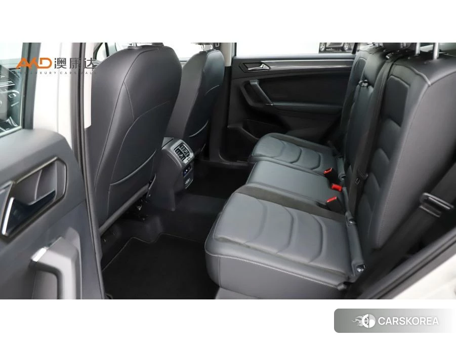 Volkswagen Tiguan L id 4479599 из Китая 9
