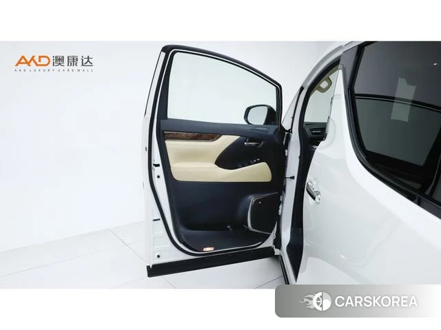 Toyota Elfa id 4260983 из Китая 10