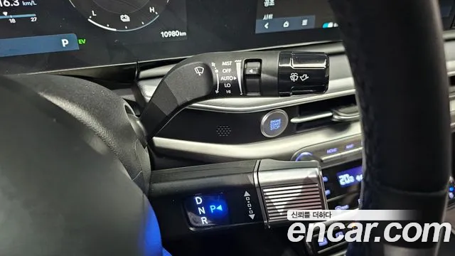 Hyundai Grandeur Hybrid (GN7) id 2816008 из Кореи 19