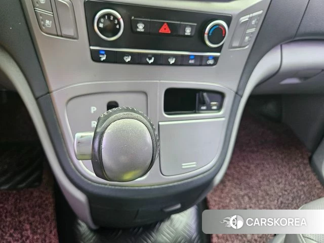 Hyundai The New Grand Starex id 4751479 из Кореи 15