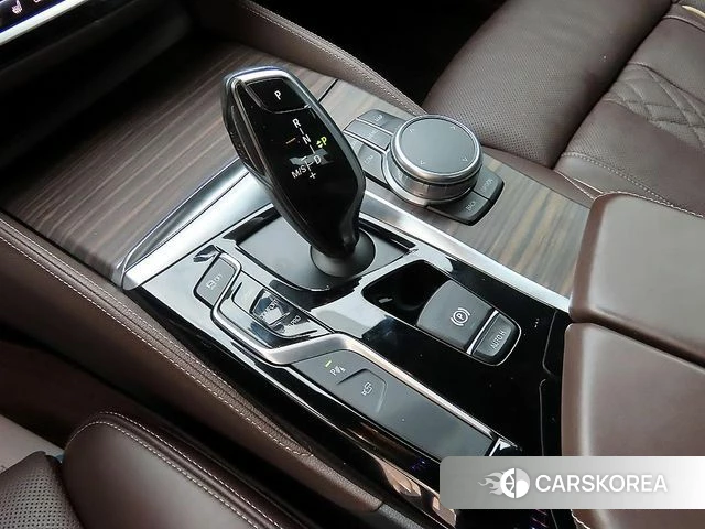 BMW 5 Series (G30) id 4578041 из Кореи 19