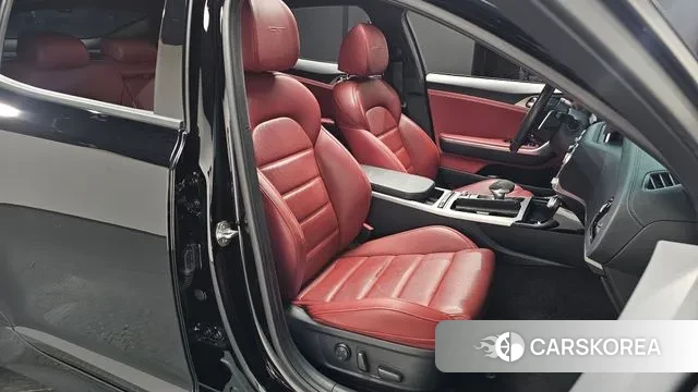 Kia Stinger id 2981325 из Кореи 19