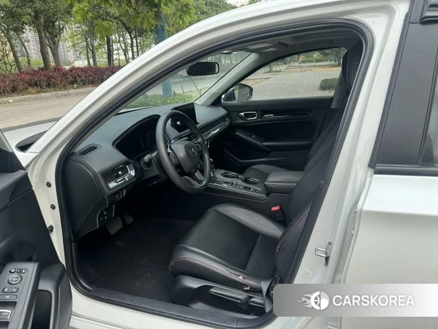 Honda Civic id 4260357 из Китая 10
