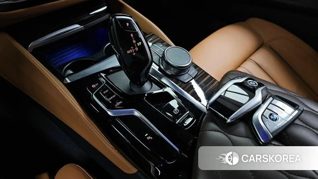 BMW 5 Series (G30) id 3964890 из Кореи 19