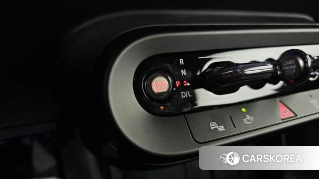 Mini Cooper C Convertible 4th Generation id 4222597 из Кореи 29