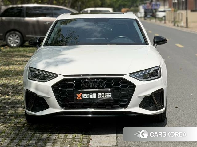 Audi A4L id 4240614 из Китая 9