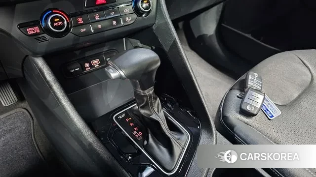 Kia Niro id 3396827 из Кореи 19