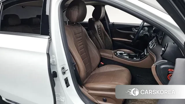 Mercedes-Benz E-Class W213 id 3444834 из Кореи 19