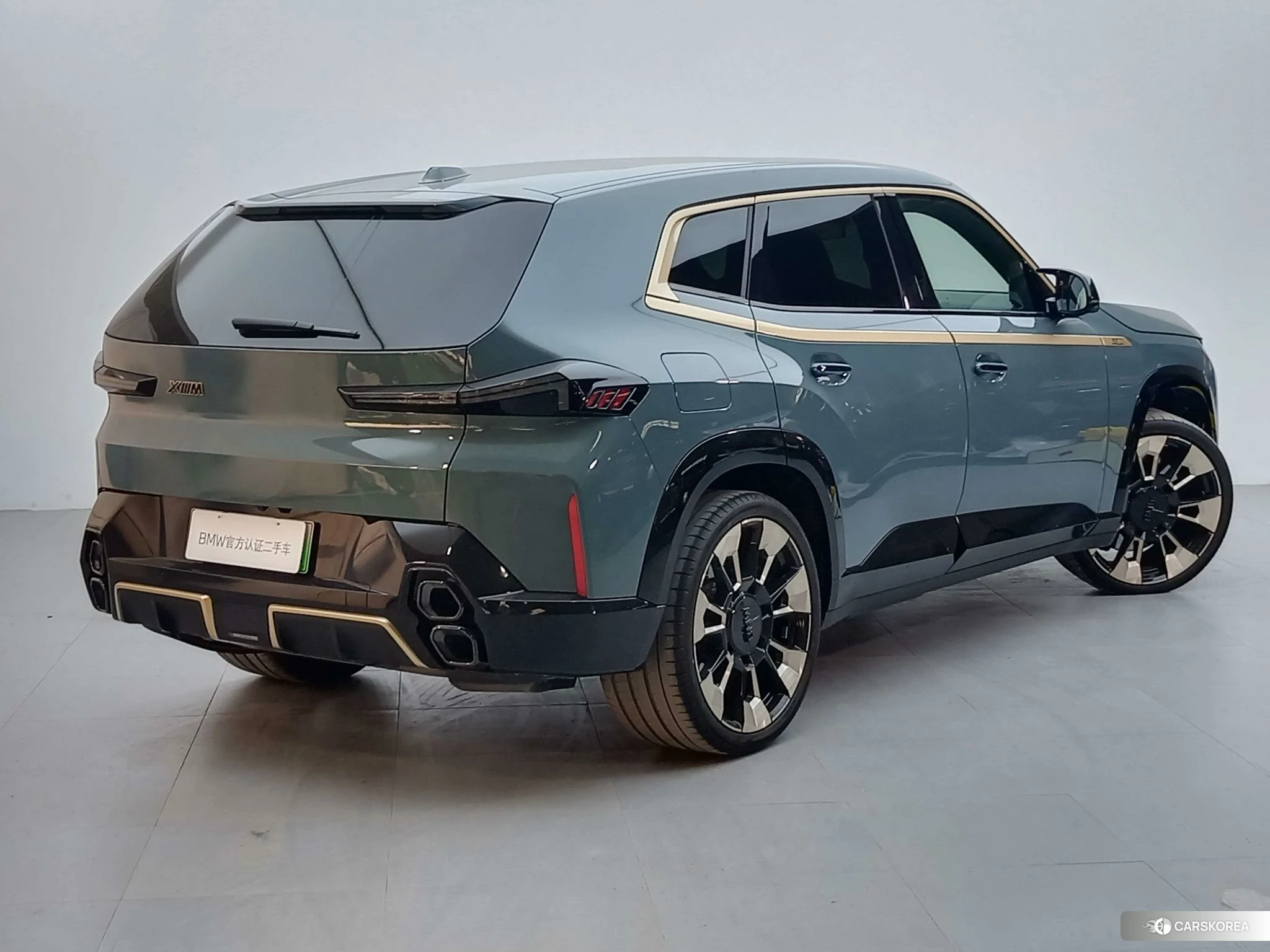 BMW XM id 4453913 из Китая 17