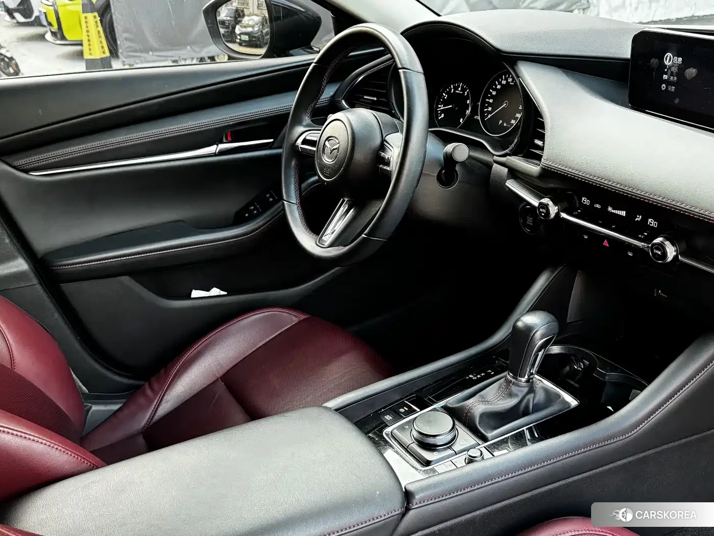 Mazda 3 id 4685884 из Китая 16