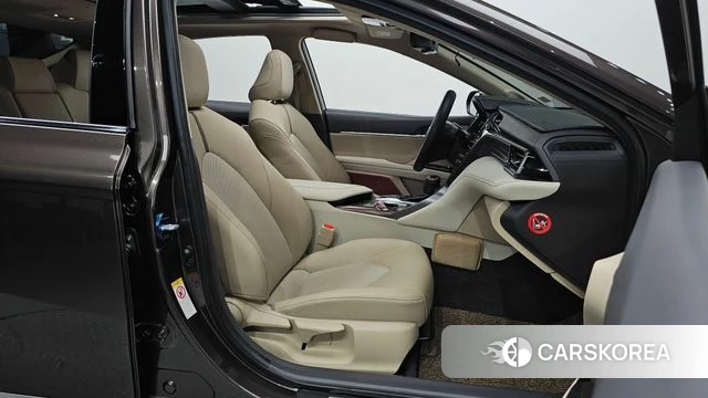 Toyota Camry (XV70) id 4246034 из Кореи 30