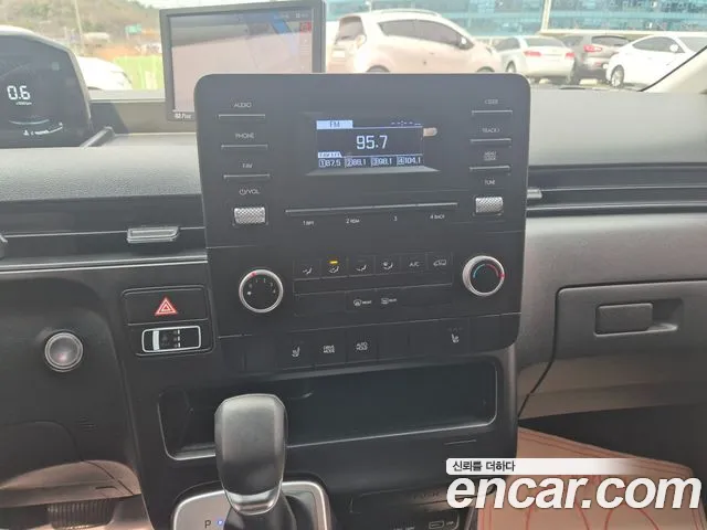 Hyundai Staria id 2615653 из Кореи 18